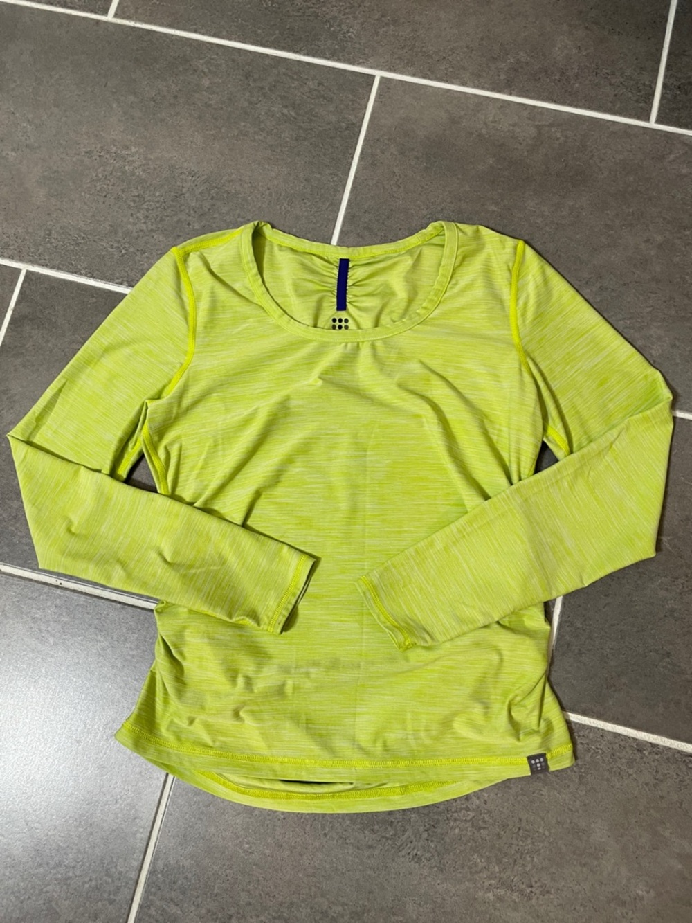 Title Nine Long Sleeve Perfomance Top‎ size Small